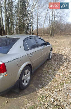 Седан Opel Vectra 2004 в 