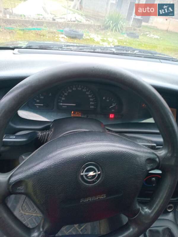 Универсал Opel Vectra 1997 в Калуше