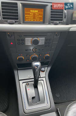 Седан Opel Vectra 2008 в 