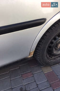 Лифтбек Opel Vectra 1996 в 