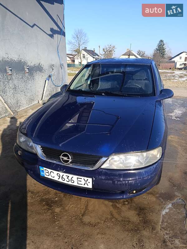 Лифтбек Opel Vectra 1999 в Львове