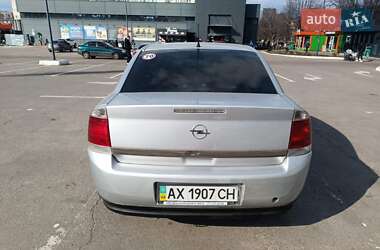 Седан Opel Vectra 2005 в 
