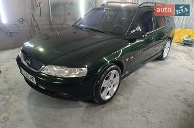Универсал Opel Vectra 2000 в 
