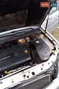Універсал Opel Vectra 2004 в Житомирі