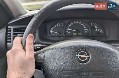 Седан Opel Vectra 2001 в Виннице