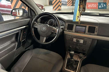 Седан Opel Vectra 2006 в 