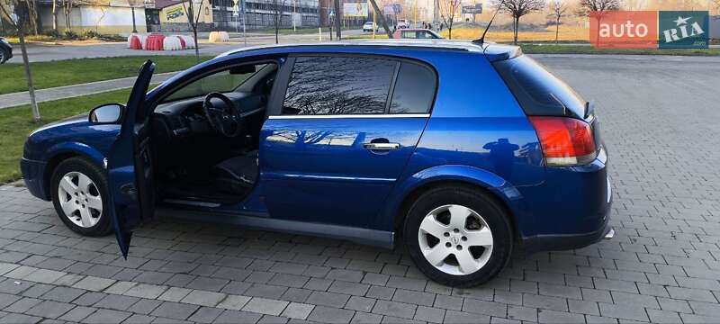 Универсал Opel Vectra 2003 в Ужгороде
