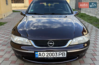 Седан Opel Vectra 2000 в 