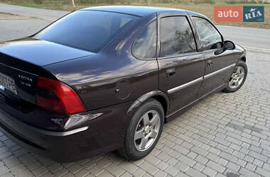 Седан Opel Vectra 2000 в 