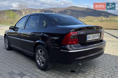 Седан Opel Vectra 2000 в 