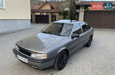 Ліфтбек Opel Vectra 1992 в Могилів-Подільському