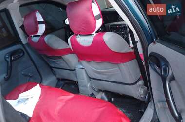 Седан Opel Vectra 2000 в Львові