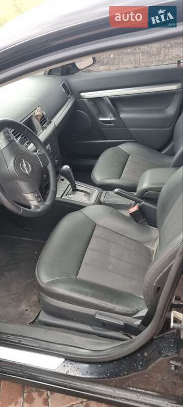Седан Opel Vectra 2008 в Броварах