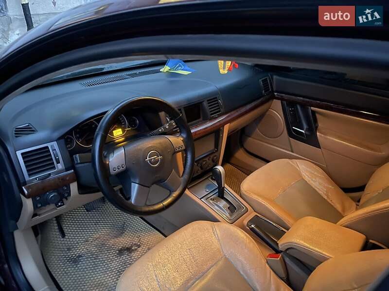 Седан Opel Vectra 2003 в Кропивницькому