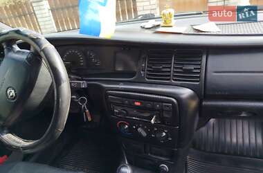 Лифтбек Opel Vectra 1997 в 