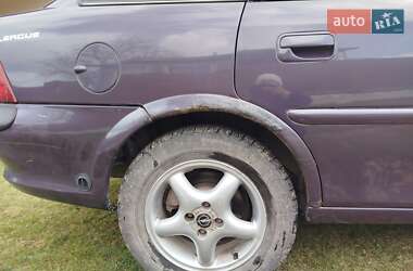 Лифтбек Opel Vectra 1997 в 