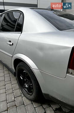Седан Opel Vectra 2003 в 