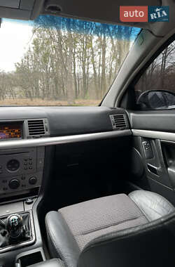 Лифтбек Opel Vectra 2003 в 