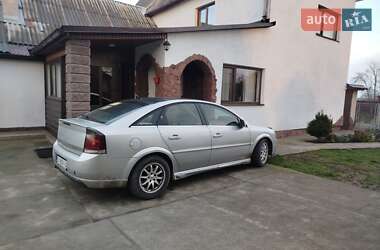 Лифтбек Opel Vectra 2002 в 