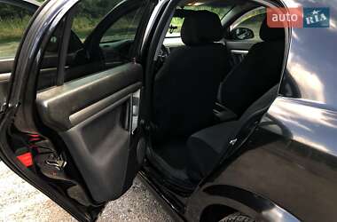 Седан Opel Vectra 2005 в 