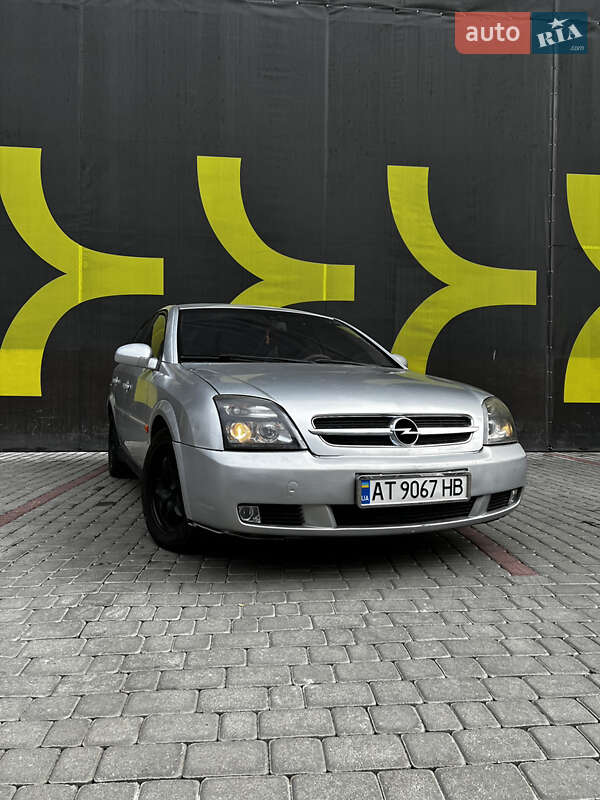 Седан Opel Vectra 2003 в 