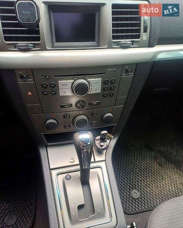 Седан Opel Vectra 2006 в 