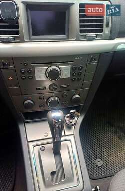 Седан Opel Vectra 2006 в 