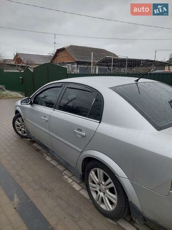 Седан Opel Vectra 2004 в Красилові