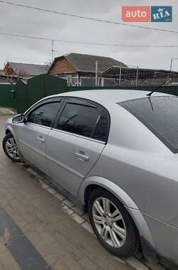 Седан Opel Vectra 2004 в 