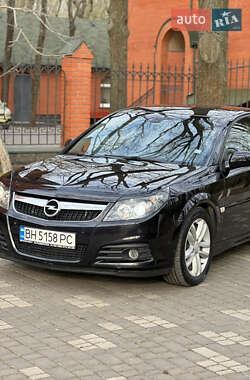 Лифтбек Opel Vectra 2006 в 