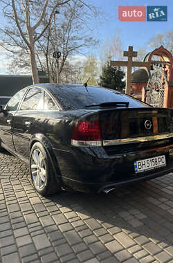 Лифтбек Opel Vectra 2006 в 