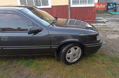 Седан Opel Vectra 1992 в 