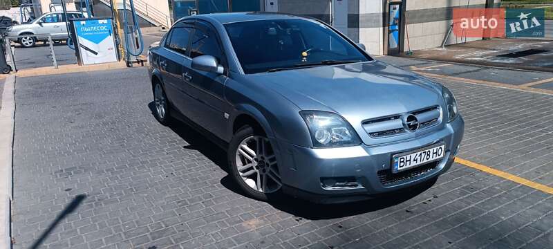 Opel Vectra 2004