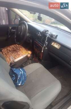 Универсал Opel Vectra 2000 в 