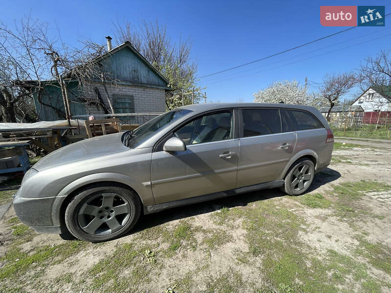 Универсал Opel Vectra 2004 в Черкассах