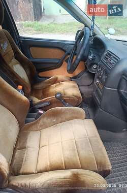 Лифтбек Opel Vectra 1989 в 