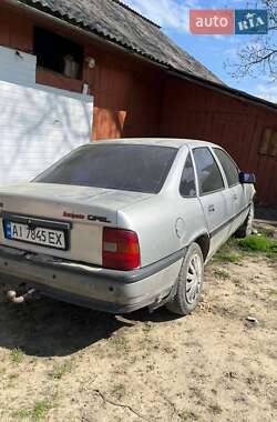 Лифтбек Opel Vectra 1989 в 