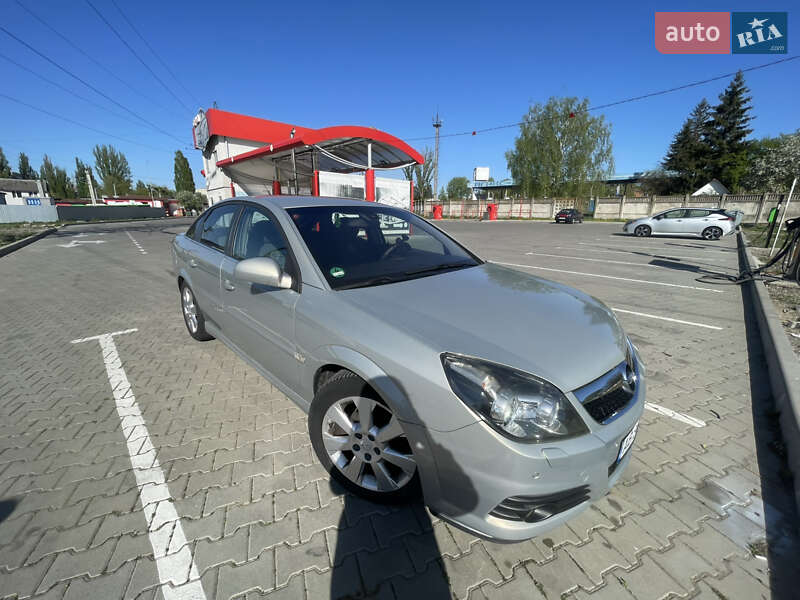 Лифтбек Opel Vectra 2005 в Виннице