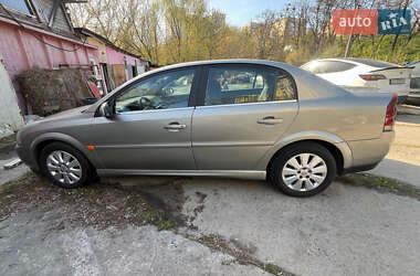 Седан Opel Vectra 2003 в 