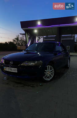 Седан Opel Vectra 1997 в Чернівцях