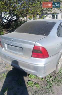 Седан Opel Vectra 1999 в Соленом