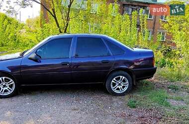 Седан Opel Vectra 1992 в Харкові