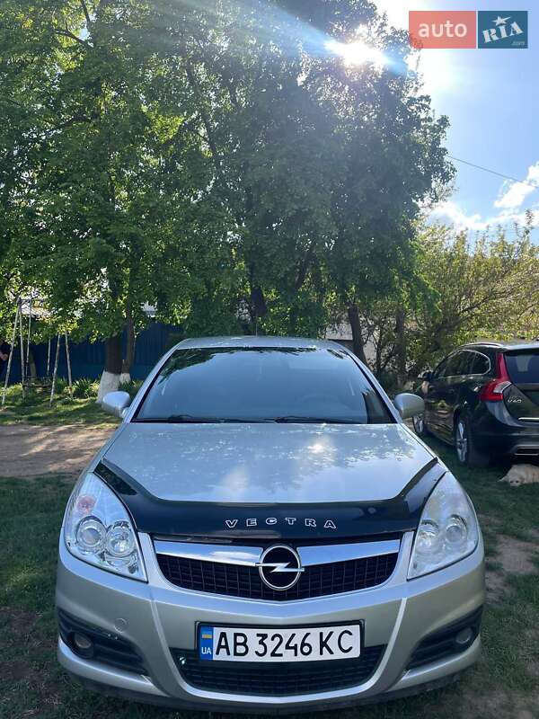Седан Opel Vectra 2007 в Чечельнике