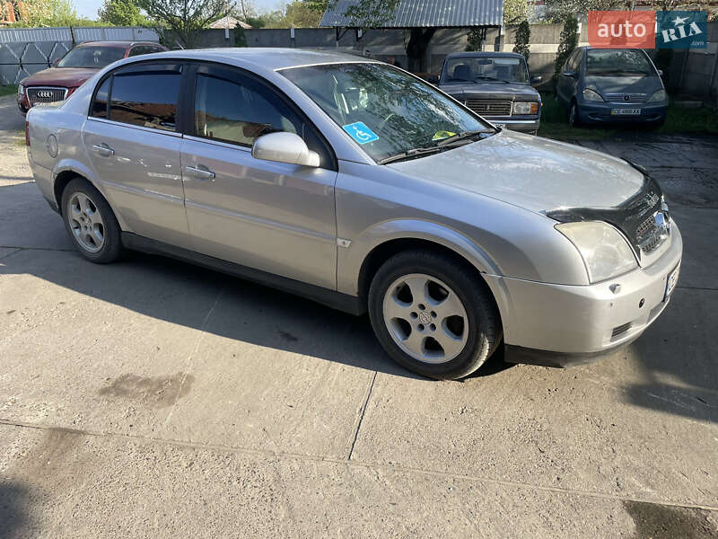 Седан Opel Vectra 2004 в 