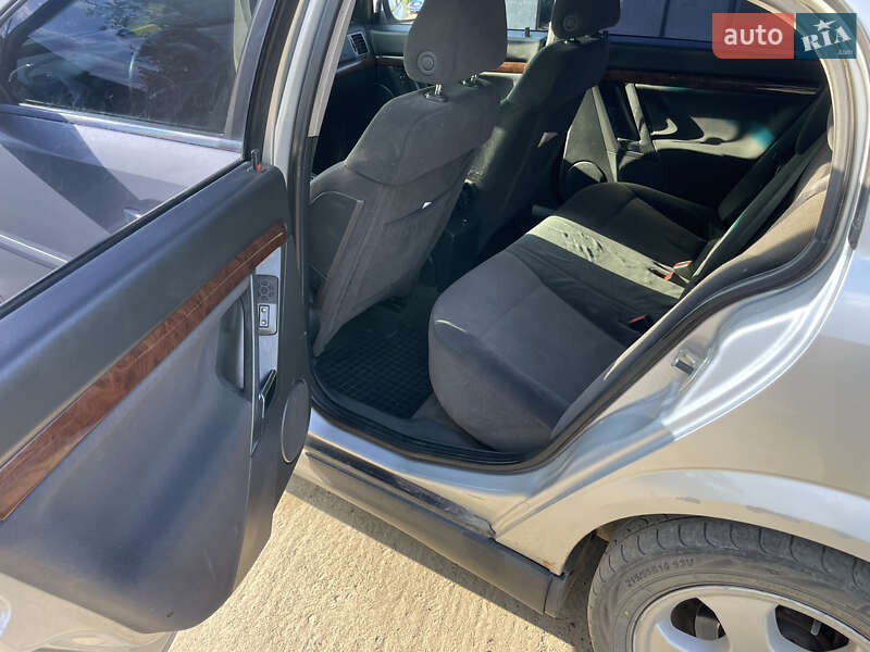 Седан Opel Vectra 2004 в Новоселиці фото 13 Седан Opel Vectra 2004 в Новоселиці