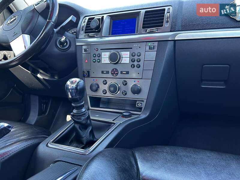 Седан Opel Vectra 2007 в Бориславе