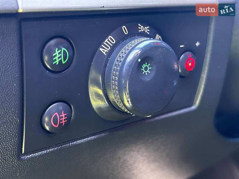 Седан Opel Vectra 2007 в Бориславе