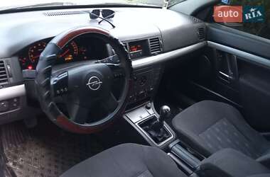 Седан Opel Vectra 2003 в 