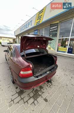 Седан Opel Vectra 1998 в 