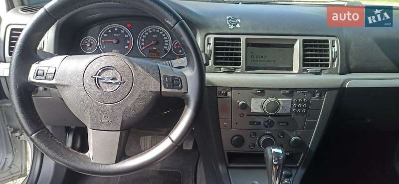Седан Opel Vectra 2008 в Прилуках